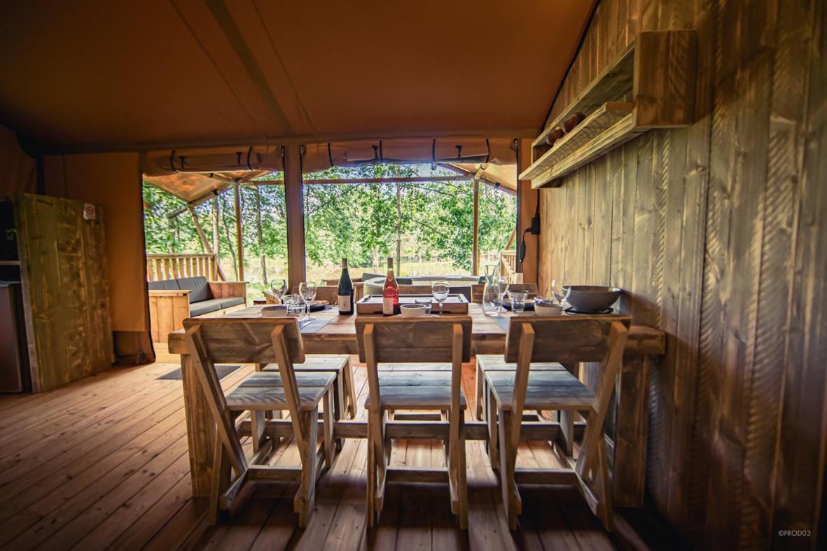 Tente Lodge Jacuzzi Privatif En Pleine Nature Thiel-sur-Acolin Luaran gambar